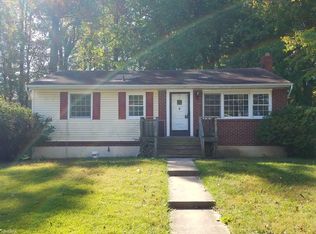 905 Lullaby Ln SE, Vienna, VA 22180