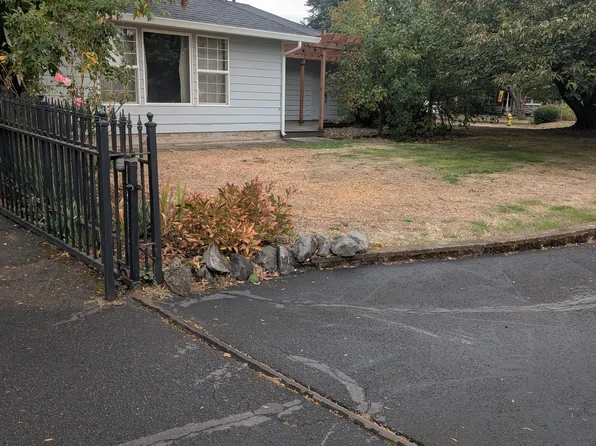 4510 NE 62nd Ave, Vancouver, WA 98661