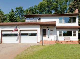 979 5th Ave W, Dickinson, ND 58601