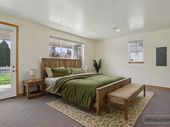 5th image of 402 W Pearl St