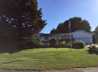 131 Richards Rd, Camillus, NY 13031