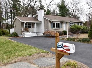 12 Sheffield Dr, Billerica, MA 01821