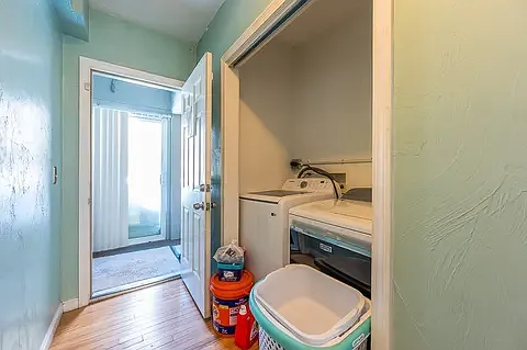 3 bed, $2,500 — Photo 2