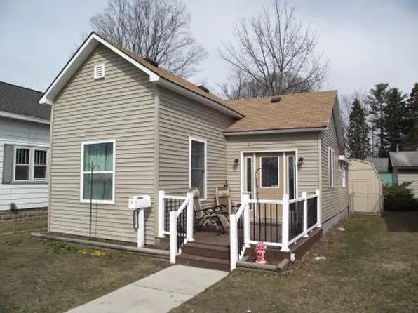 311 E Foster St, Ludington, MI 49431