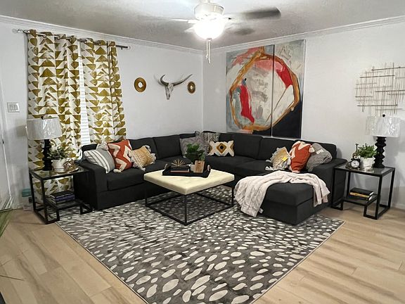 2nd image of 3417 Teckla Blvd