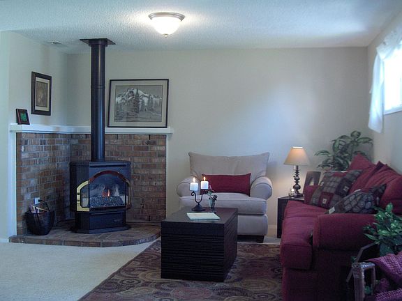 3rd image of 4120 328th Pl SE