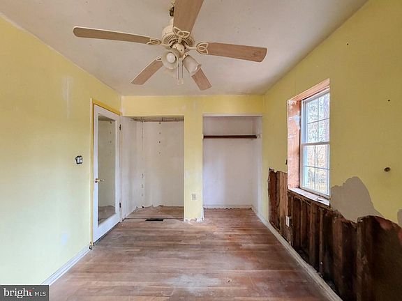 26th image of 1709 Emerson Ave