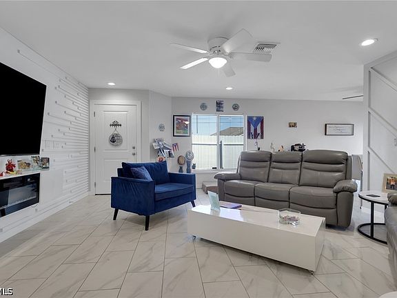 3rd image of 617/619 SE 12th Ct