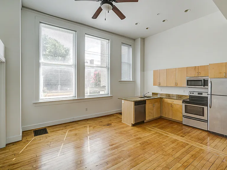 141 E Wythe St — Photo 24