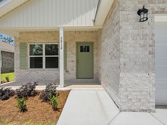 4th image of 3812 Golden Acres Cir