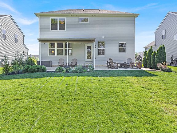 5th image of 610 Clydesdale Way