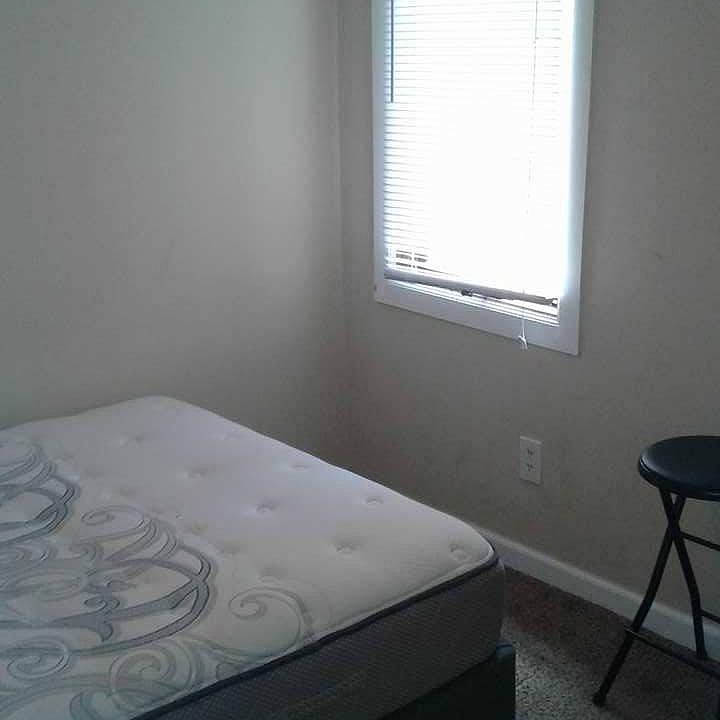 2nd image of 60 White St