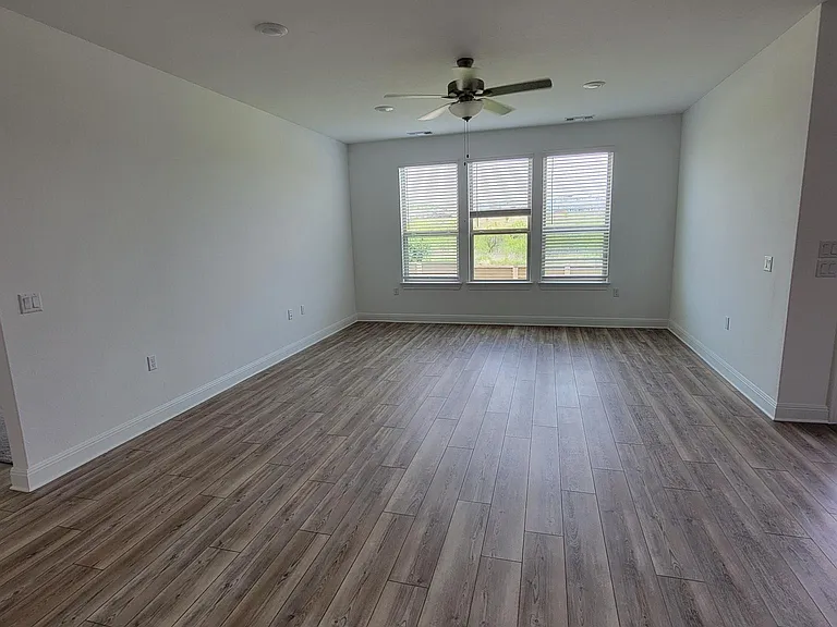 11011 Strawberry Roan Dr — Photo 5