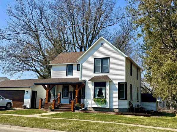 452 North Polk Street, Lancaster, WI 53813