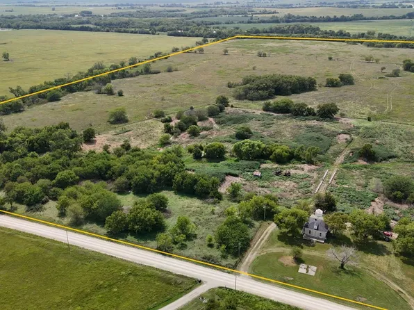 16948 Allen Rd, Eskridge, KS 66423