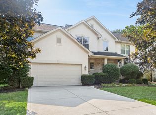 380 Village Ridge Dr, Powell, OH 43065