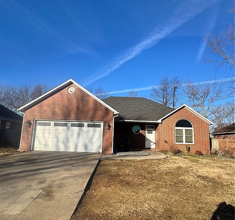 1st image of 3908 SW Cherry Rd