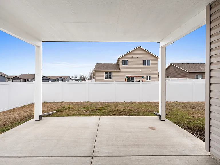 10424 W Lingonberry Rd — Photo 6