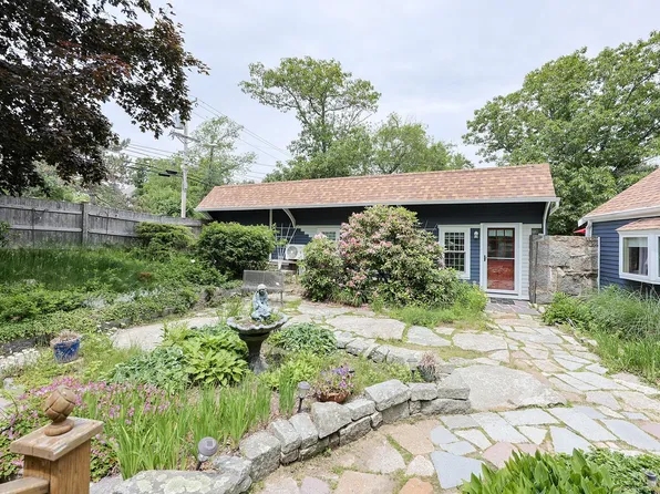 93A Granite St, Rockport, MA 01966