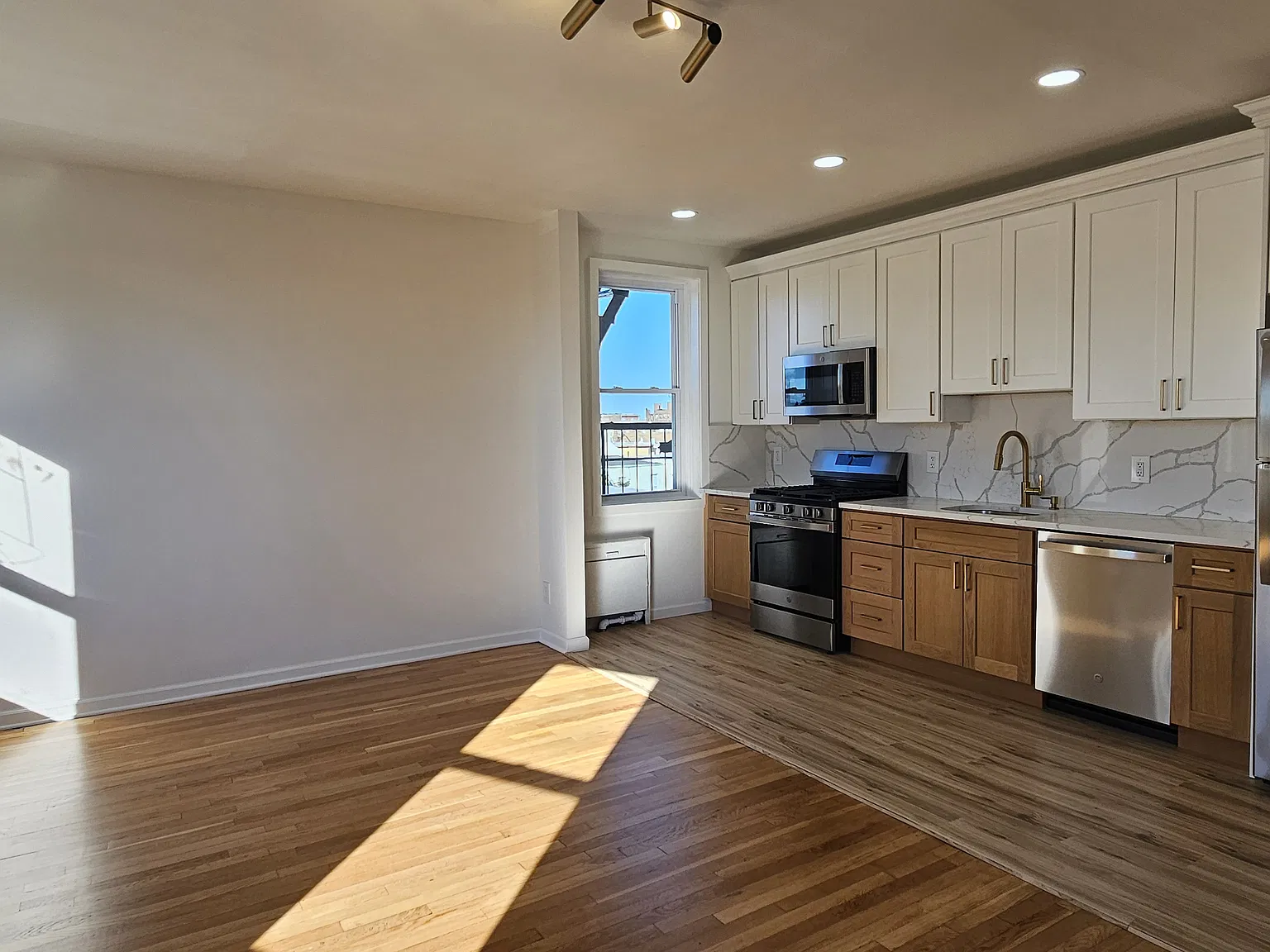 1 bed, 652 sqft, $2,250 — Photo 1