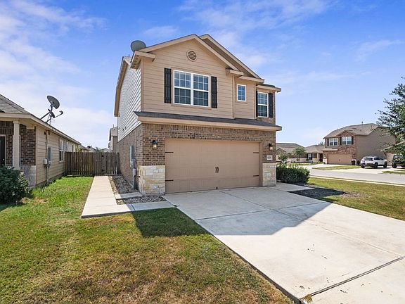 2nd image of 1725 Breanna Ln
