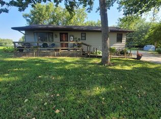 936 NW Silverstone Rd, Topeka, KS 66618