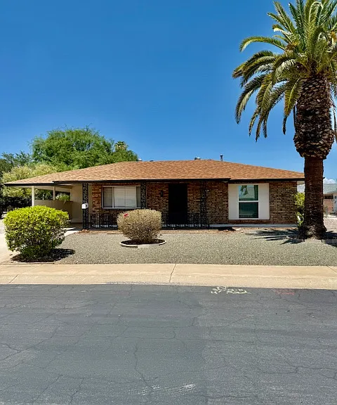 13812 N 103rd Way — Photo 1