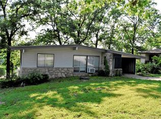 895 Winn Rd, Osage Beach, MO 65065
