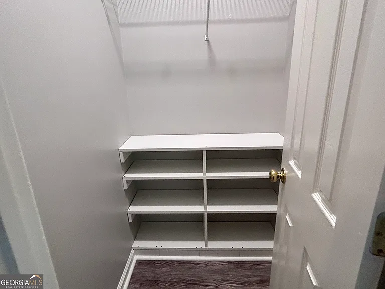 140 Piedmont Dr — Photo 20