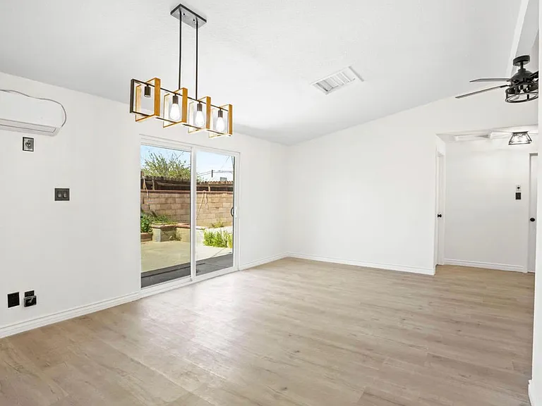 44715 Gingham Ave — Photo 6