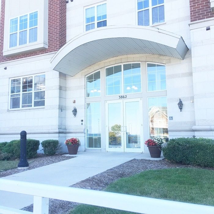1st image of 3862 S Lake Drive # Fl 2nd