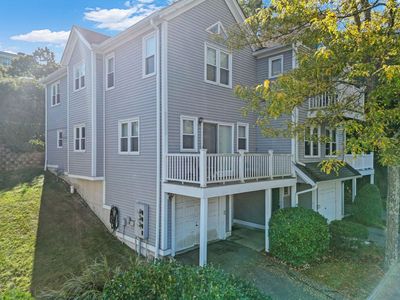 1810 Highland Ave APT 22, Fall River, MA, 02720