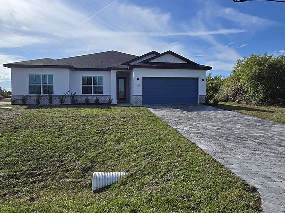 2nd image of 203 Wright Dr