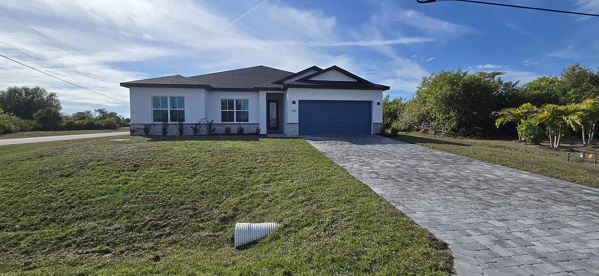 Building Photo - 203 Wright Dr