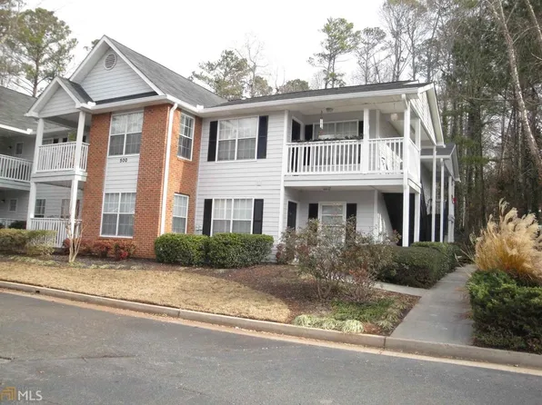 515 Streamside Dr, Roswell, GA 30076