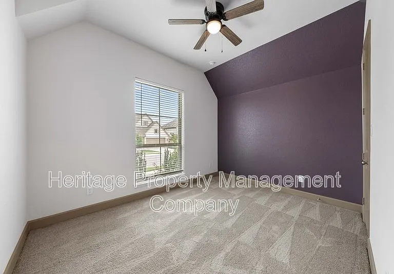 316 Hulda Trl — Photo 26