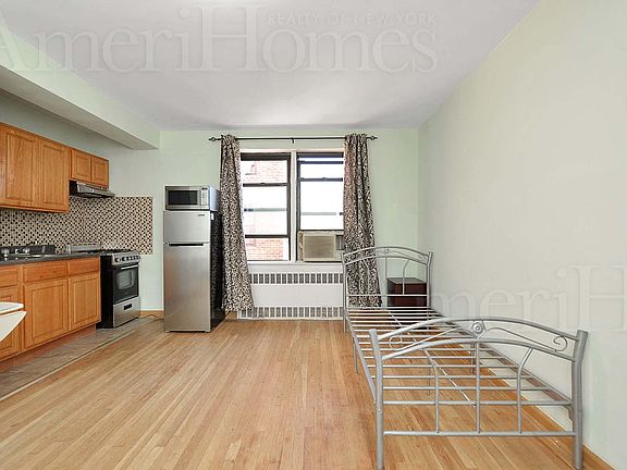 2nd image of 2906 Brighton 12 St #Sd