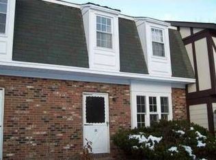 32 Sunny Brook Cir, Highland, NY 12528