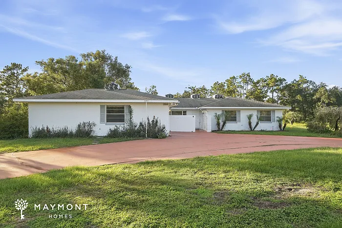 3500 Plumosa Dr