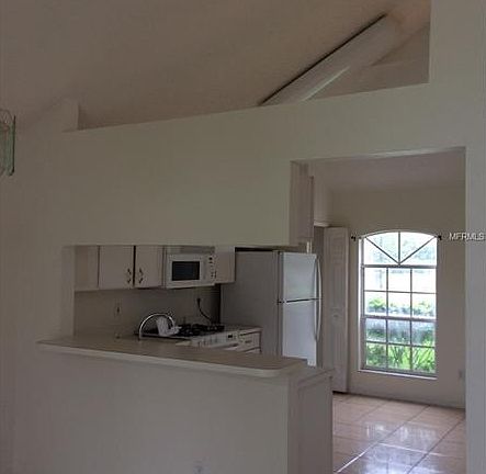 5th image of 1067 Ballyshannon Pkwy