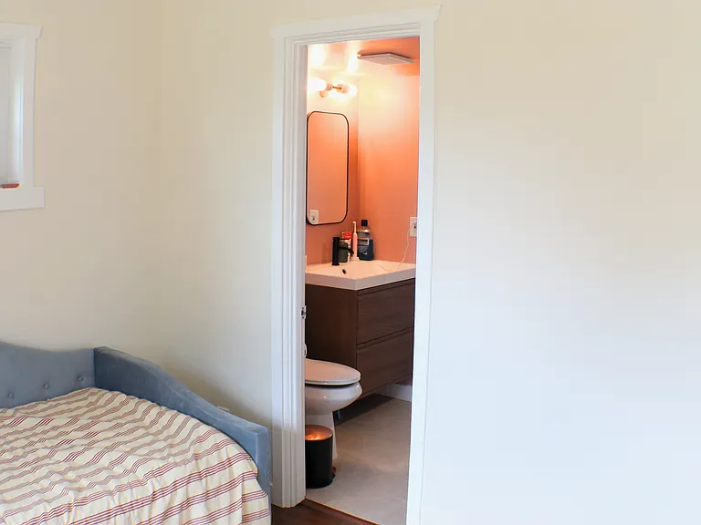 jack and jill bathroom + medicine cabinet
