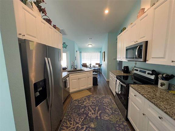 5th image of 4501 E Ravenna St