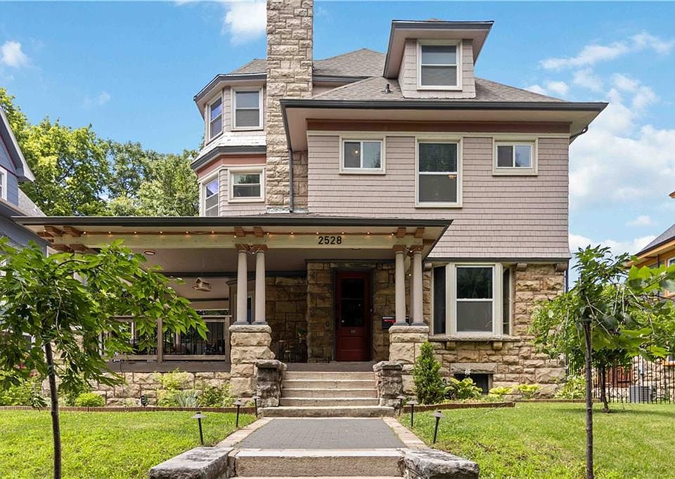 1st image of 2528 Benton Blvd