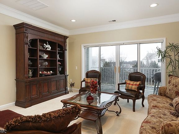 5th image of 6312 Westover Way #12