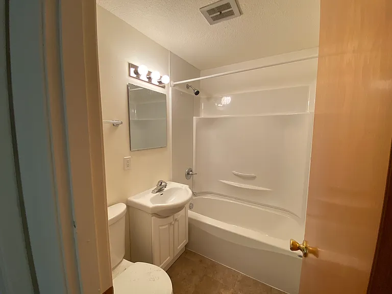 2213 Philo Rd — Photo 15