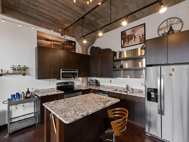 618 Washington Ave N #502 — Photo 5