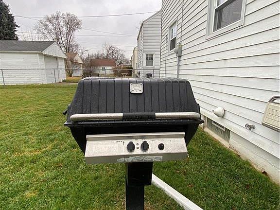 4th image of 624 Williamsdale Dr