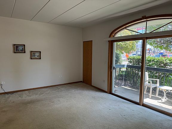 2nd image of 7900 Nagle Ave APT 1S