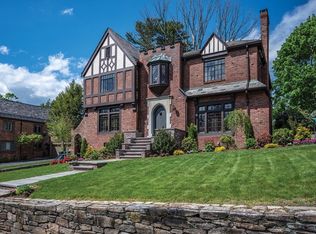 55 Clements Rd, Newton, MA 02458