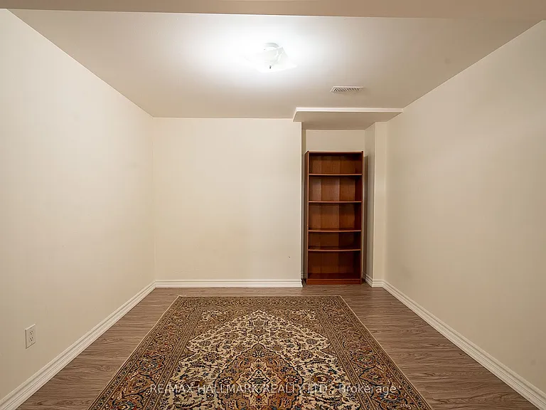 15 Bingham St — Photo 14